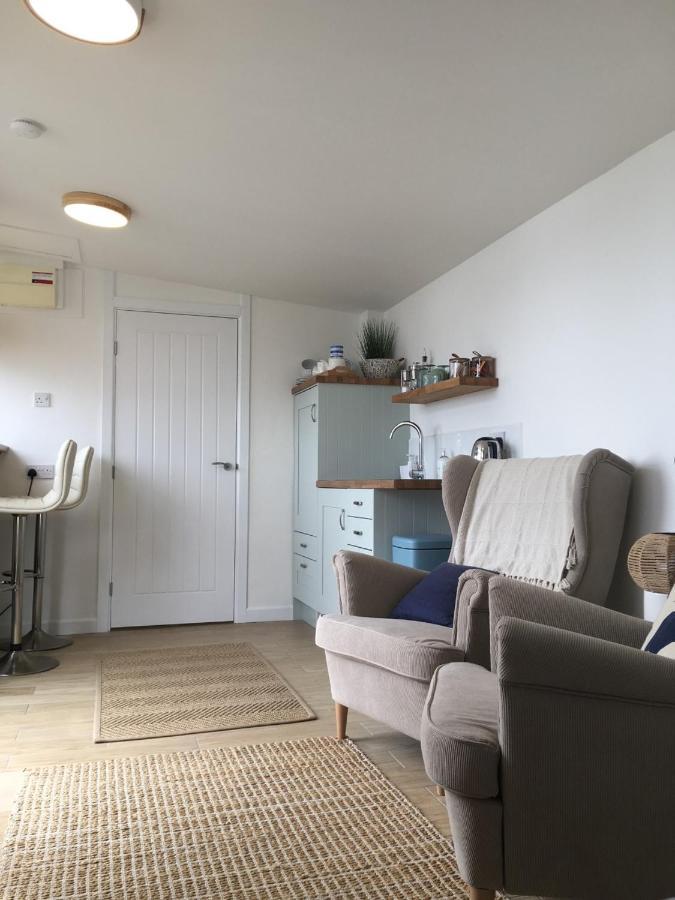 1-Bedroom Chalet With Parking On Site Лу Экстерьер фото